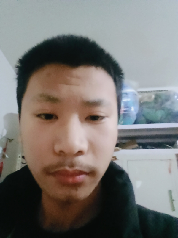 g未成年的第一张照片--石家庄残疾人相亲网